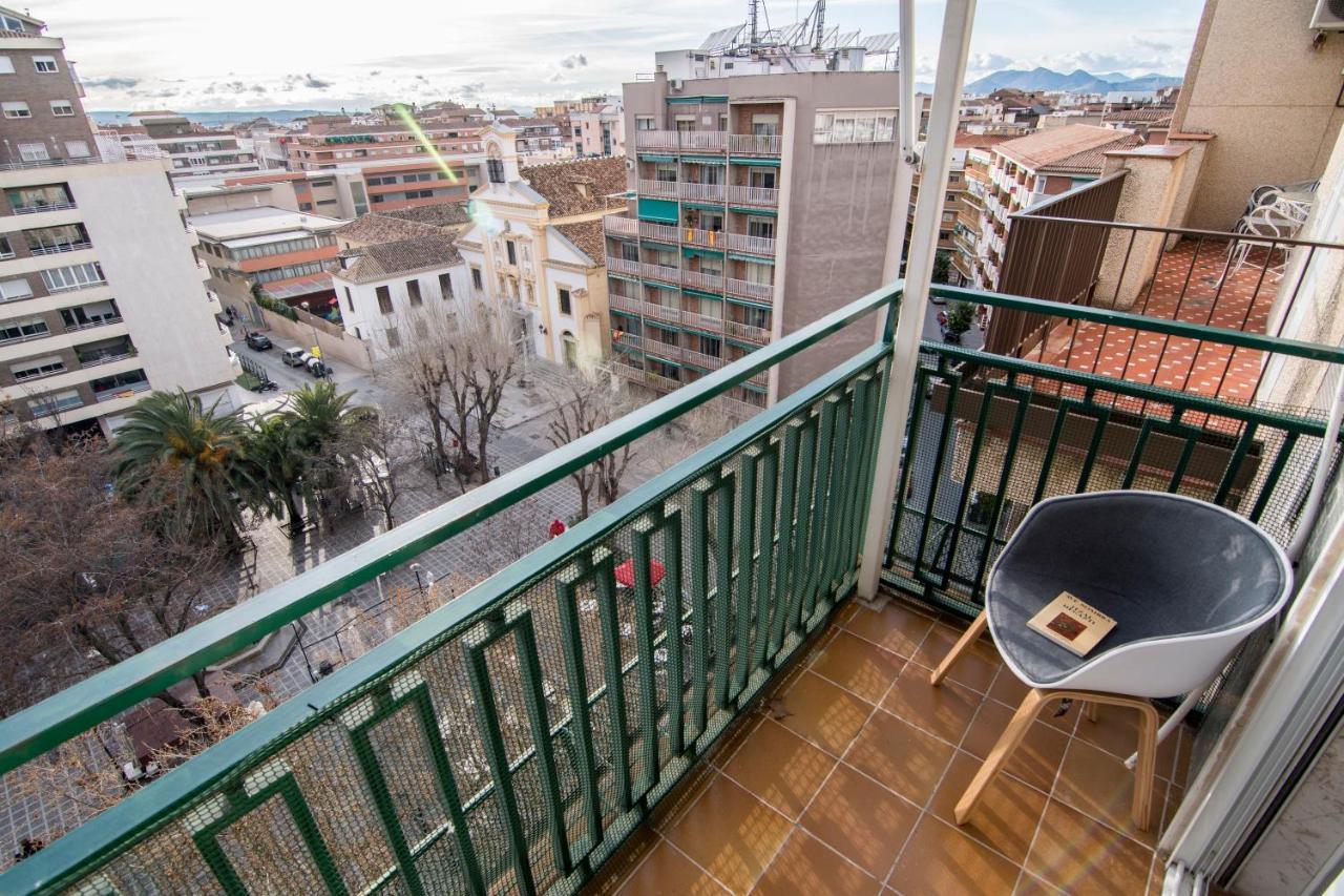 Estudio En Zona Centro De Granada Exterior photo